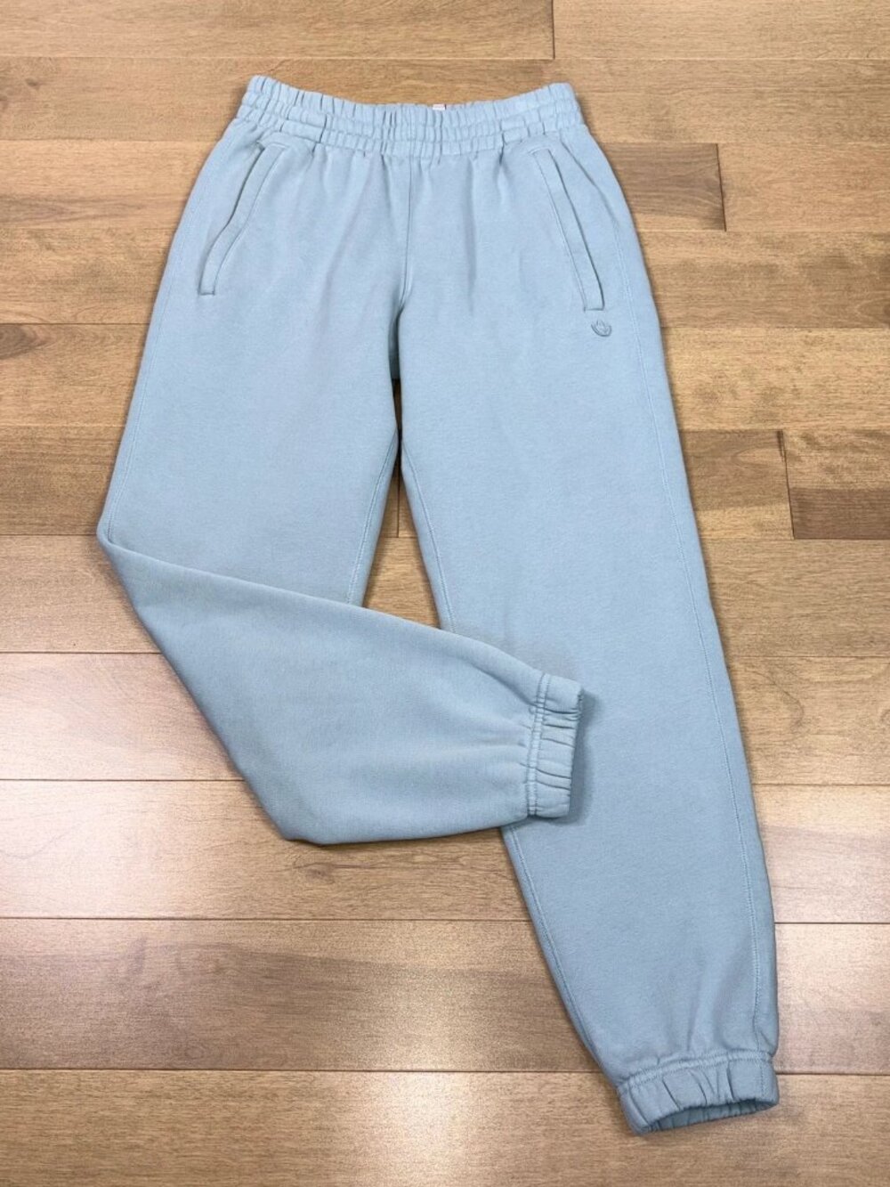 ADIDAS women's jogger pants size Small